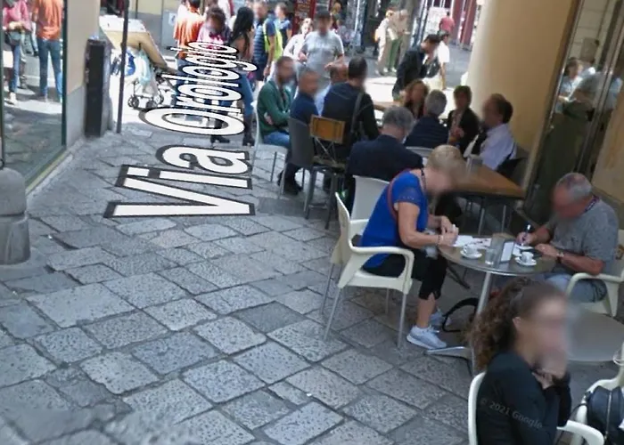 아파트 La Dimora Del Centro *
